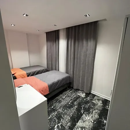 Butiksuit 1 Lägenhet Dongel